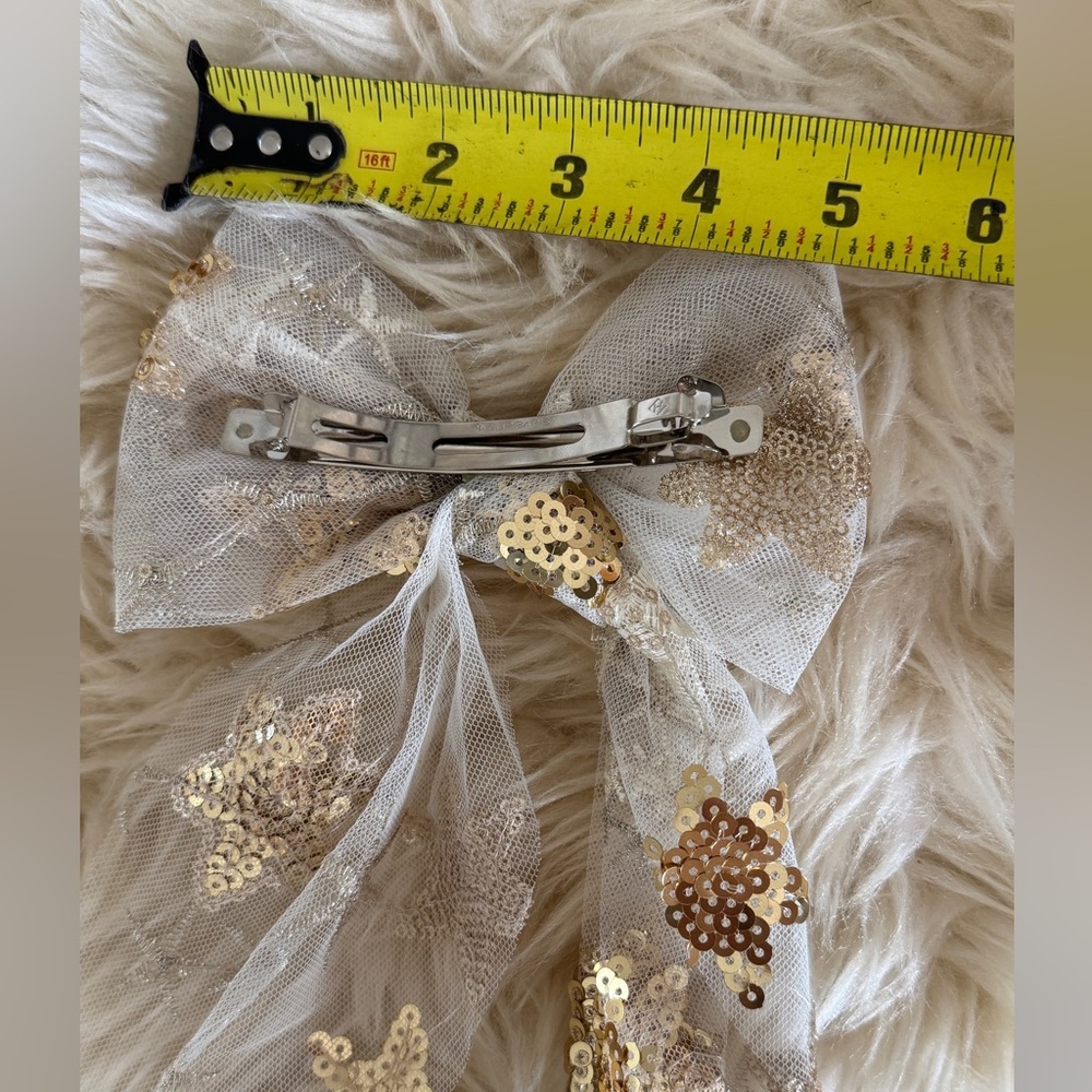Anthropologie Gold & Ivory Sequin Star Lace Bow - Picture 6 of 7
